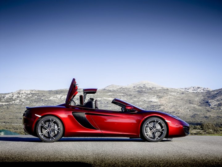 McLaren-12C-Spider-Tettuccio