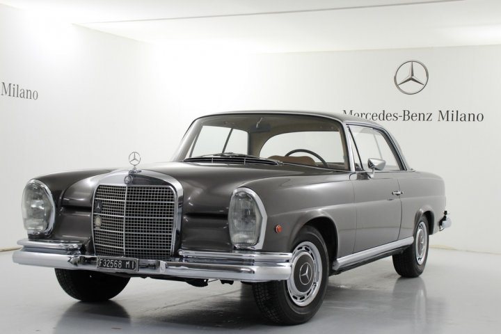 Mercedes-Benz-280-SE-1