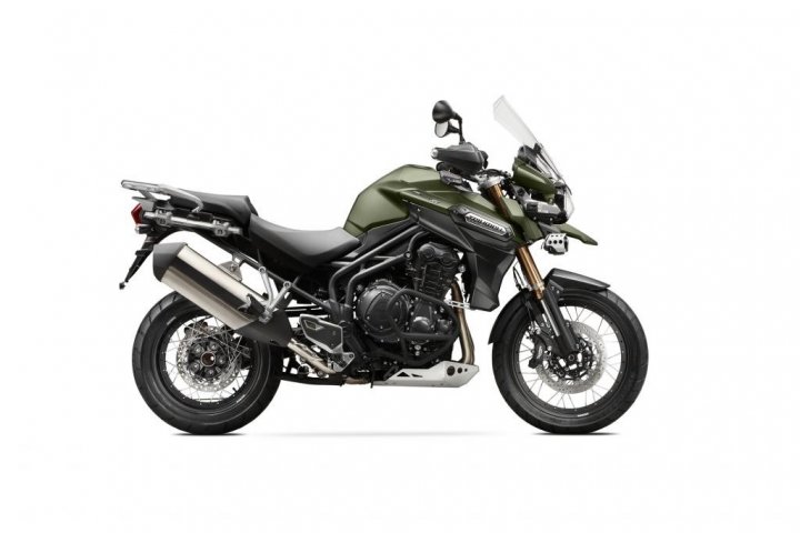 Triumph-ExplorerXC_studio Triumph-ExplorerXC_studio