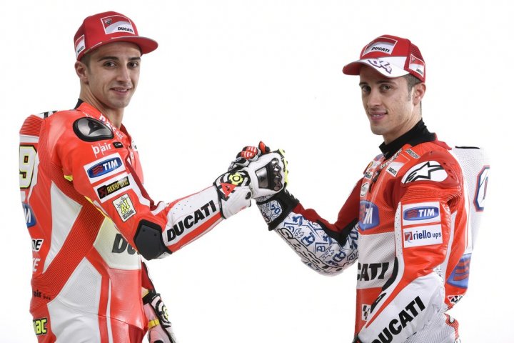Ducati-MotGP-Team-2015-9 Ducati-MotGP-Team-2015-9