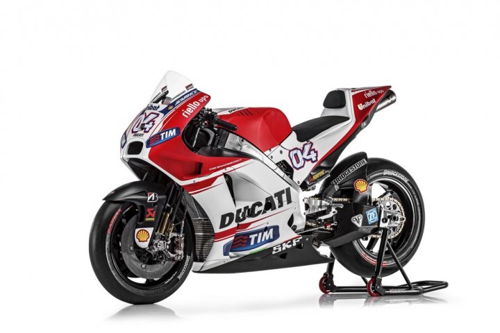 Ducati-MotGP-Team-2015-Dovizioso-5 Ducati-MotGP-Team-2015-Dovizioso-5