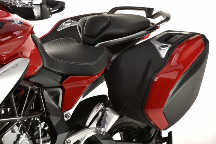 MV-Agusta-Turismo-Veloce-800-Edition-1-Sella MV-Agusta-Turismo-Veloce-800-Edition-1-Sella