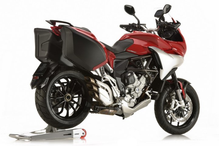 MV-Agusta-Turismo-Veloce-800-Edition-1-Tre-Quarti-Posteriore