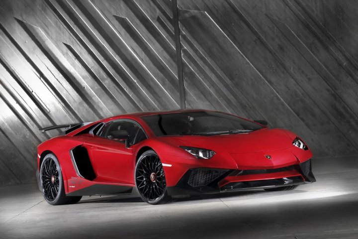 Lamborghini-Aventador-LP-750-4-SuperVeloce