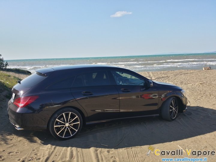 Mercedes-CLA-Shooting-Brake-Laterale