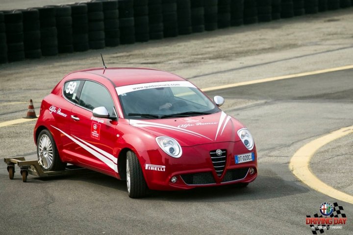 Alfa-Romeo-Driving-Day-27