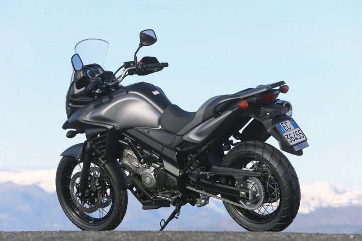 Suzuki-V-Strom-650-XT-4