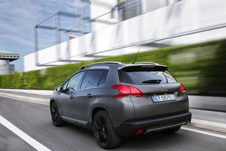 Peugeot-2008-Black-Matt-Limited-Edition-4 Peugeot-2008-Black-Matt-Limited-Edition-4