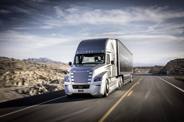 freightliner-inspiration-truck-1 freightliner-inspiration-truck-1