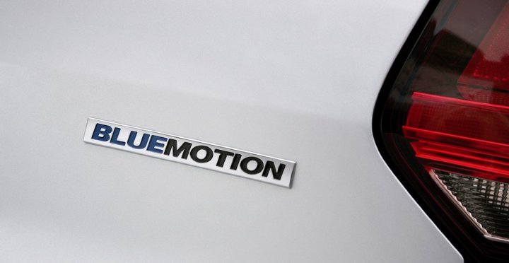 volkswagen-polo-bluemotion-logo