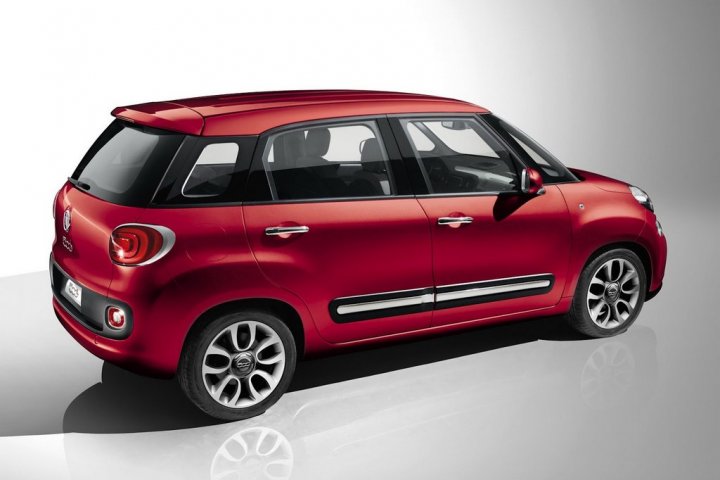 fiat-500l-lato