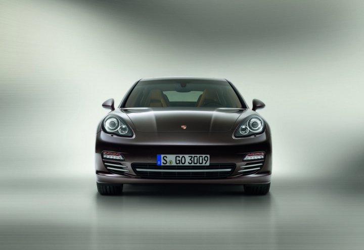 porsche-panamera-platinium-edition-davanti