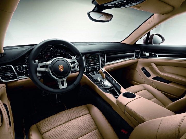 porsche-panamera-platinium-edition-interni