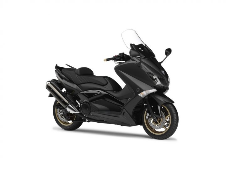 yamaha-tmax-black-max-my-2013