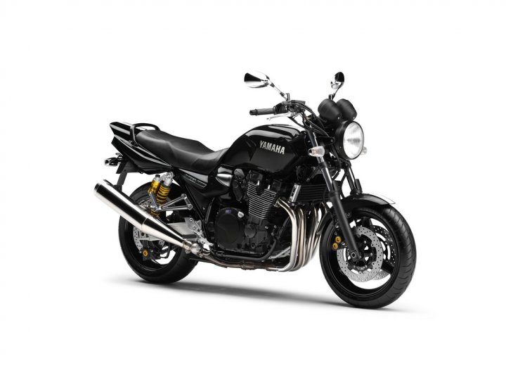 yamaha-xjr1300-my-2013