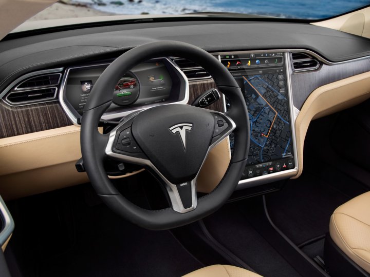 Tesla-Model-S-Interni Tesla-Model-S-Interni