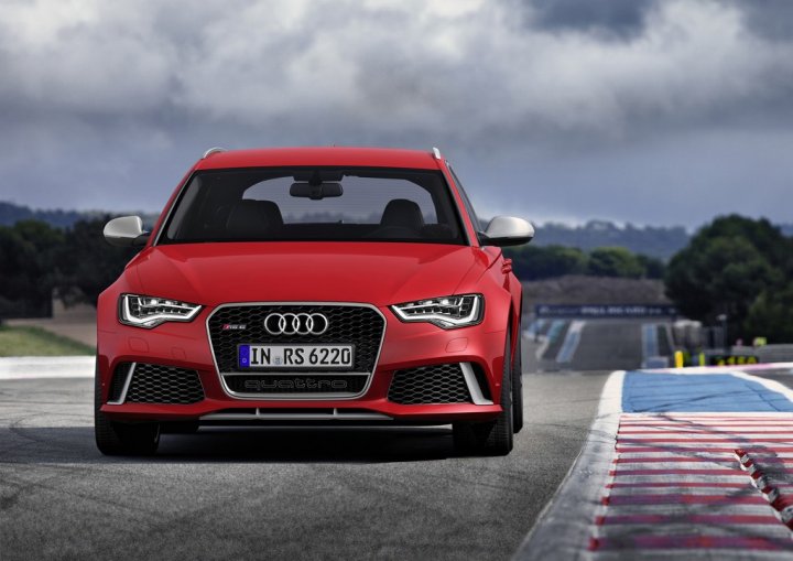 audi-rs-6-avant-fronte