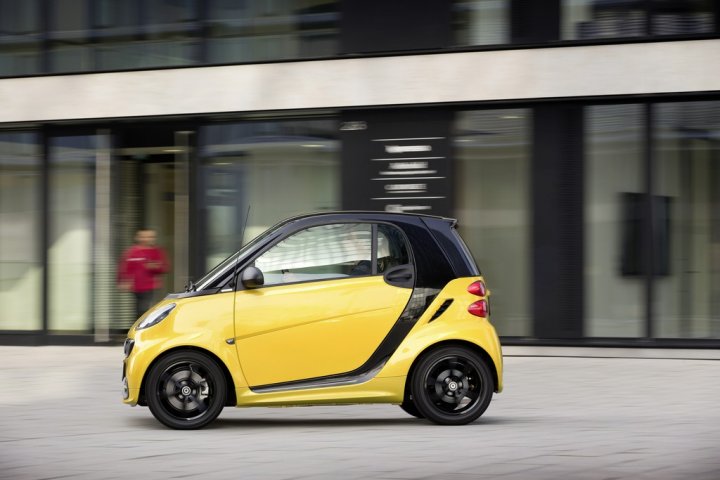 smart-fortwo-cityflame-laterale-sinistro