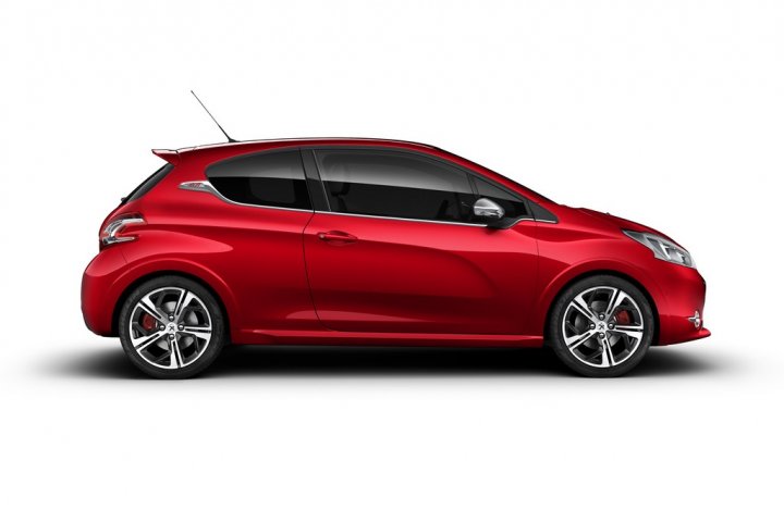 peugeot-208-gti-sport-laterale