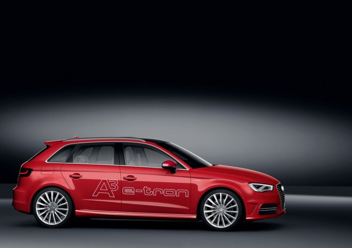 audi-a3-e-tron-laterale-destro audi-a3-e-tron-laterale-destro