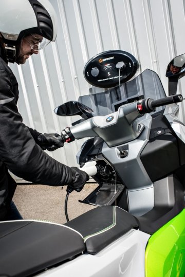 bmw-c-evolution-messa-in-carica