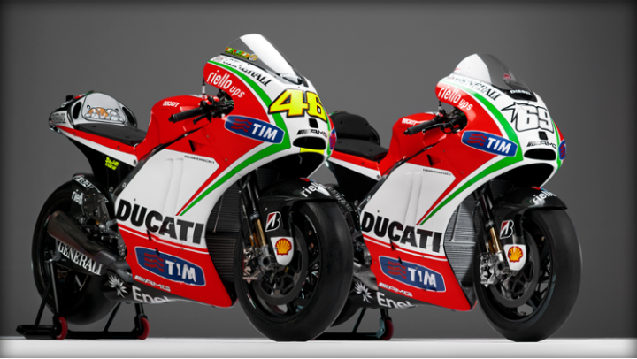 ducati-desmosedici-gp12-46-69