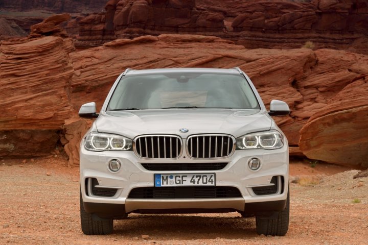 bmw-x5-xdrive30d-fronte