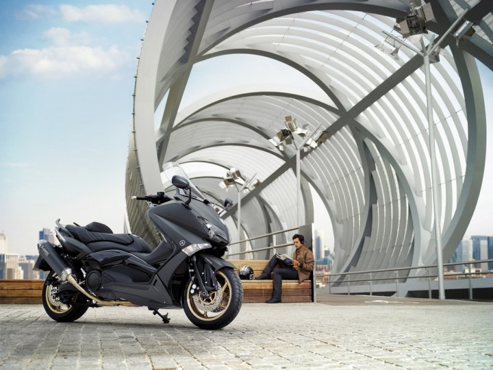 yamaha-tmax-530-10