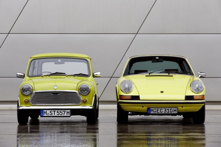 mini-classica-e-porsche-911-06