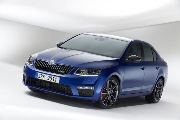 skoda-octavia-rs-tre-quarti