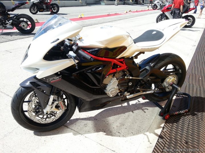 mv-agusta-tesride-misano-2013-13