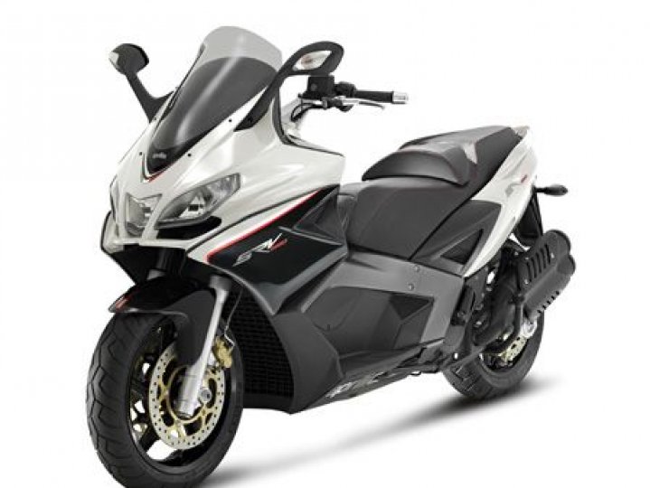 aprilia-srv-850