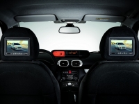 Citroen-C3-Picasso-Exclusive-Cinema-4