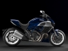 ducati-diavel-blu-metallizzato-laterale-destro