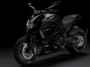 ducati-diavel-carbon-frontale-sinistro