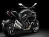 ducati-diavel-carbon-posteriore-destro