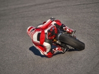 Ducati-Panigale-R-in-Pista-9