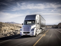 freightliner-inspiration-truck-1