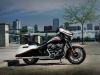 Harley-Davidson-Street-Glide-Special-2