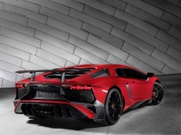 Lamborghini-Aventador-LP-750-4-SuperVeloce-Tre-Quarti-Posteriore