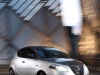 lancia-ypsilon-fronte-laterale-destro