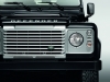 land-rover-defender-silver-pack-davanti
