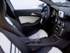 Mercedes-Classe-A-2012-Interni