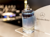 Mercedes-me-Store-8