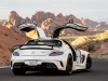 Mercedes-SLS-AMG-Black-Series-White-Dietro-Ali-di-Gabbiano