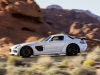 Mercedes-SLS-AMG-Black-Series-White-Lato