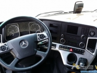 Mercedes-Actros-14