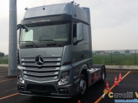 Mercedes-Actros-5