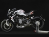 mv-agusta-brutale-800-dragster-bianca-laterale-sinistro