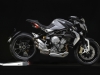 mv-agusta-brutale-800-dragster-grigia-laterale-destro